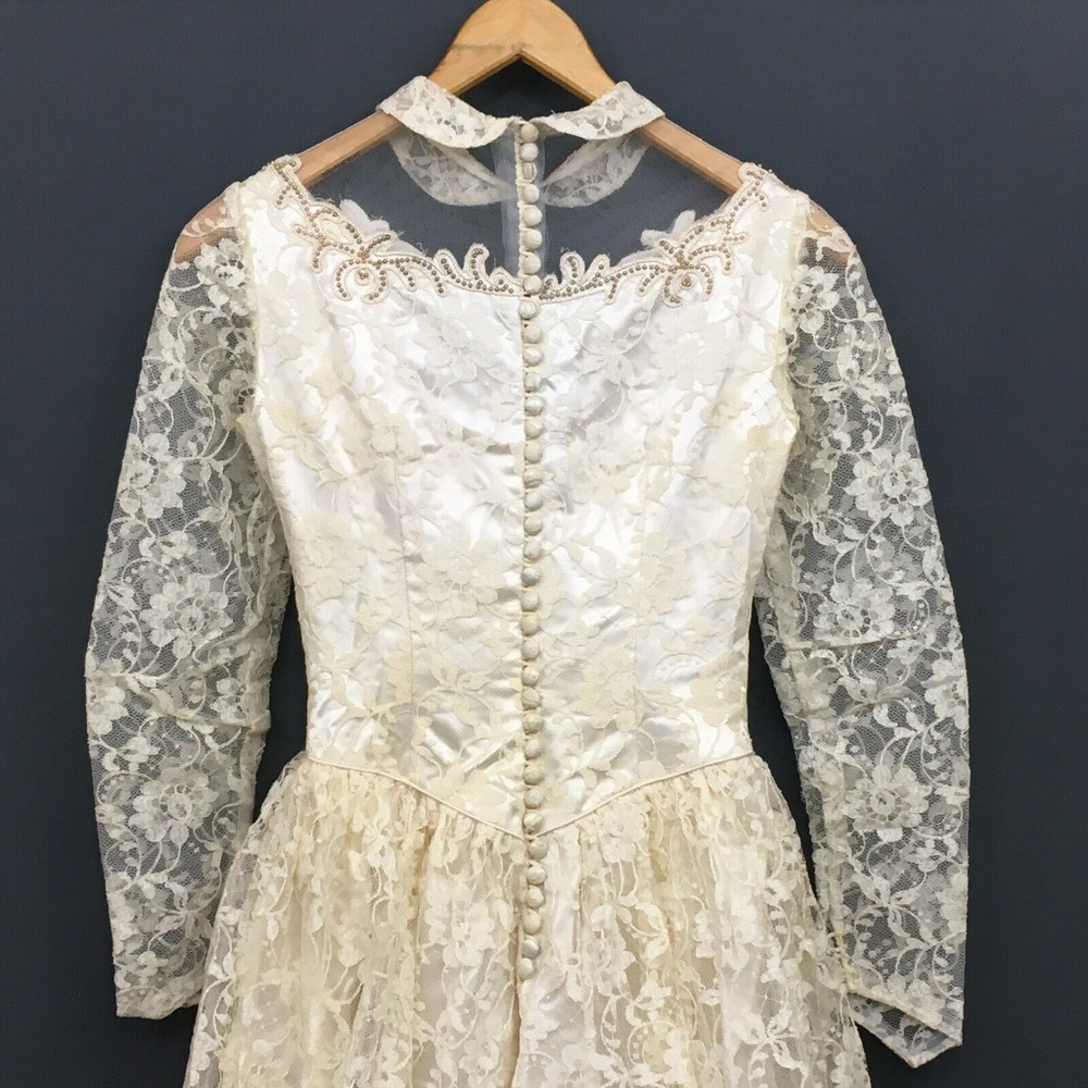 Vintage Wedding Dress 1940s Ivory Lace Train Size Small Button Back